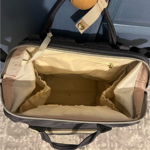 Diaper bag - Picture 2 of 2